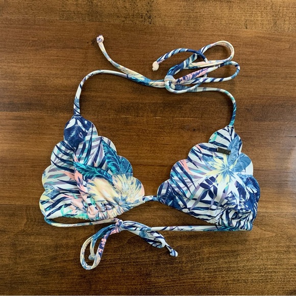 🇨🇦HOST PICK!!!Roxy Tahiti swim suit set, XS - Picture 2 of 5
